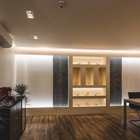 Taśma LED V-TAC SMD4040 300LED IP20 8W/m 12V 8mm VT-4040 6400K 800lm