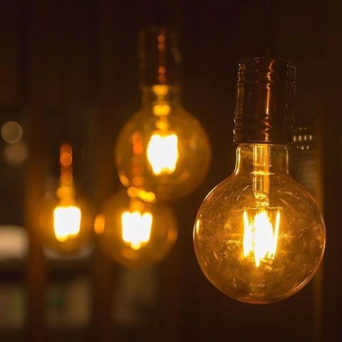 Żarówka LED V-TAC 12W filament E27 kula glob G125 bursztyn VT-2153 2200K 1350lm