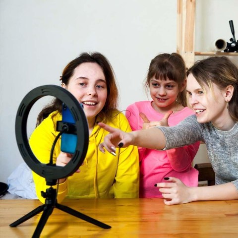 Lampa pierścieniowa LED ring V-TAC 10W fi255mm statyw pilot VT-45010 3200K-5500K 550lm