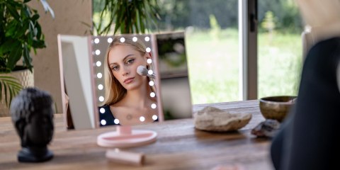 Lusterko do makijażu Humanas HS-ML04 z podświetleniem LED - różowy